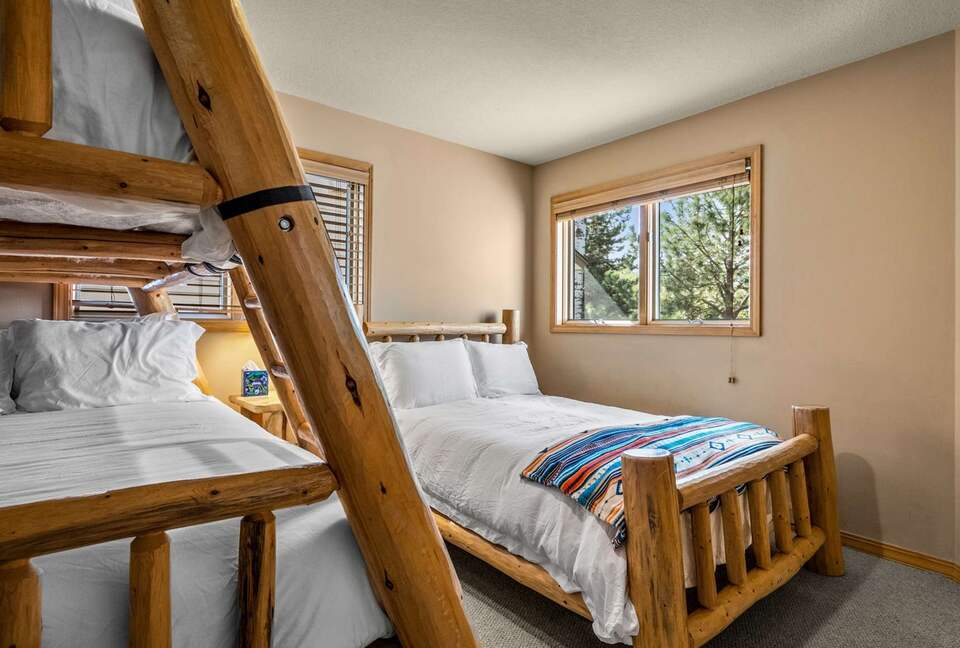 Mountain Harbor Retreat Near Whitefish Lake - Whitefish, Montana