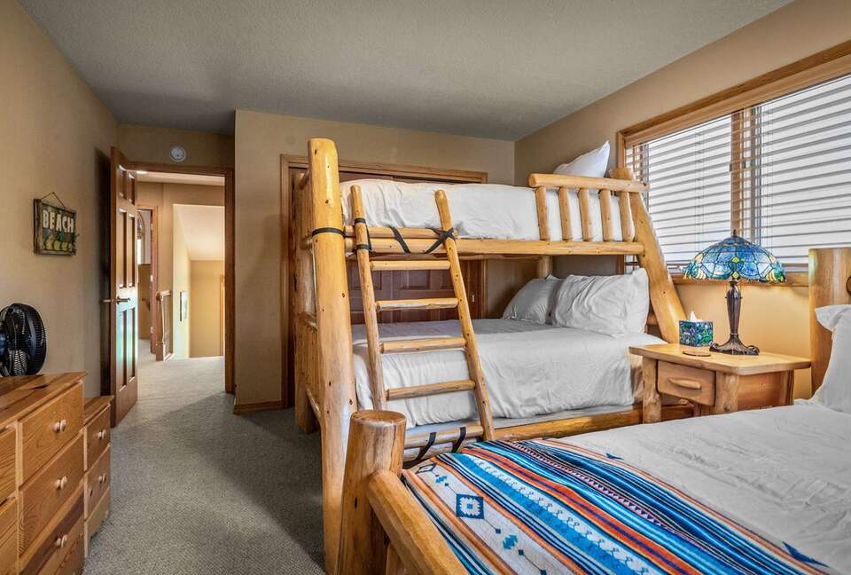 Mountain Harbor Retreat Near Whitefish Lake - Whitefish, Montana