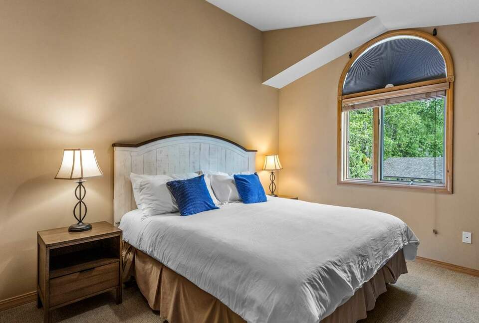 Mountain Harbor Retreat Near Whitefish Lake - Whitefish, Montana