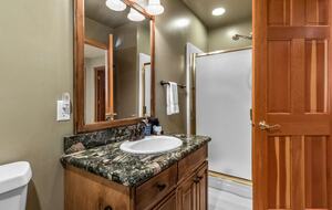 Mountain Harbor Retreat Near Whitefish Lake - Whitefish, Montana