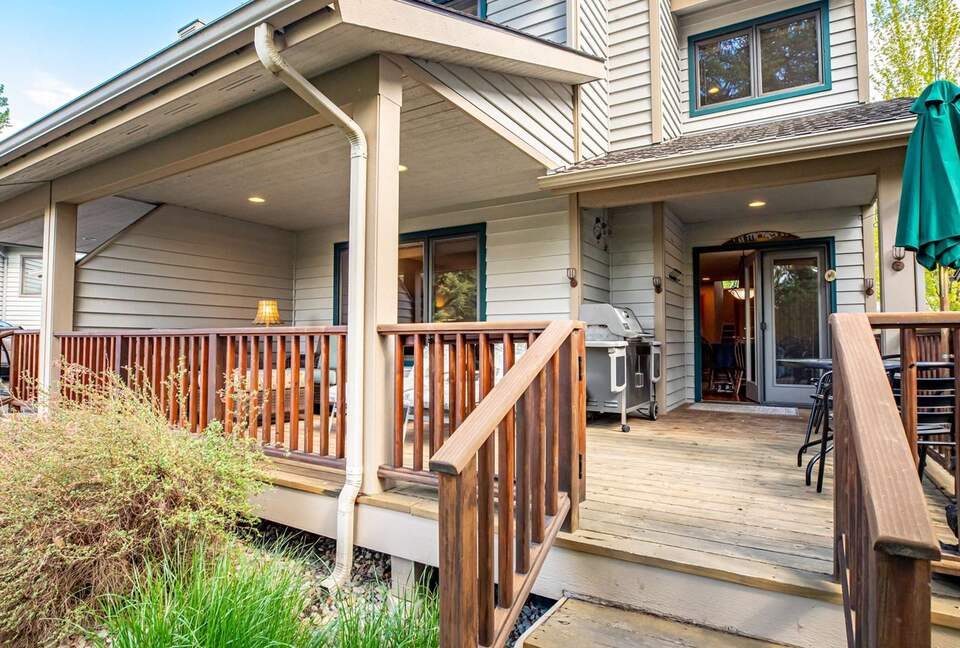 Mountain Harbor Retreat Near Whitefish Lake - Whitefish, Montana