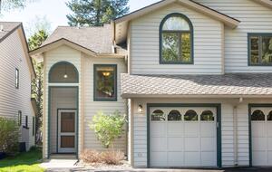 Mountain Harbor Retreat Near Whitefish Lake - Whitefish, Montana