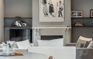 Beautifully elevated and astonishingly stylish Adelaide Home - Adelaide, Australia