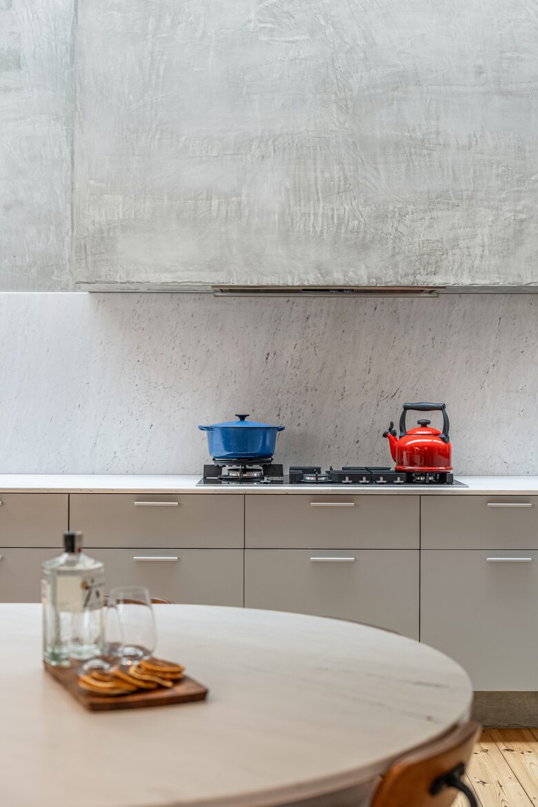 Beautifully elevated and astonishingly stylish Adelaide Home - Adelaide, Australia