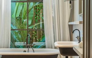 Beautifully elevated and astonishingly stylish Adelaide Home - Adelaide, Australia