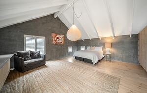 Beautifully elevated and astonishingly stylish Adelaide Home - Adelaide, Australia