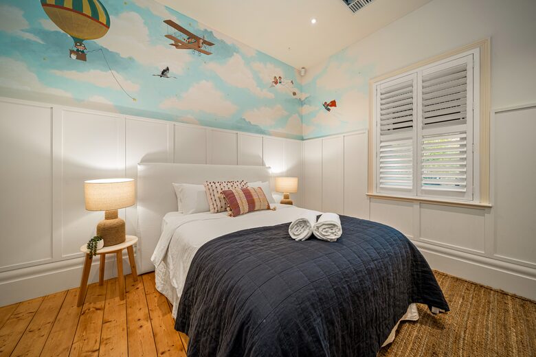 Beautifully elevated and astonishingly stylish Adelaide Home - Adelaide, Australia