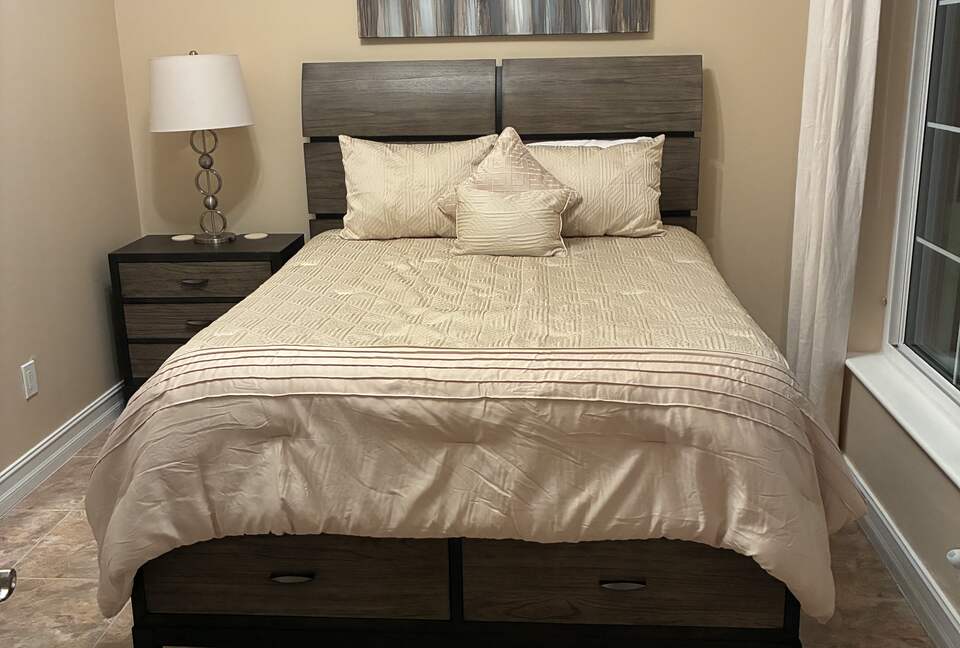 Spacious Marco Island Retreat Steps from Beaches & Shops - Marco Island, Florida