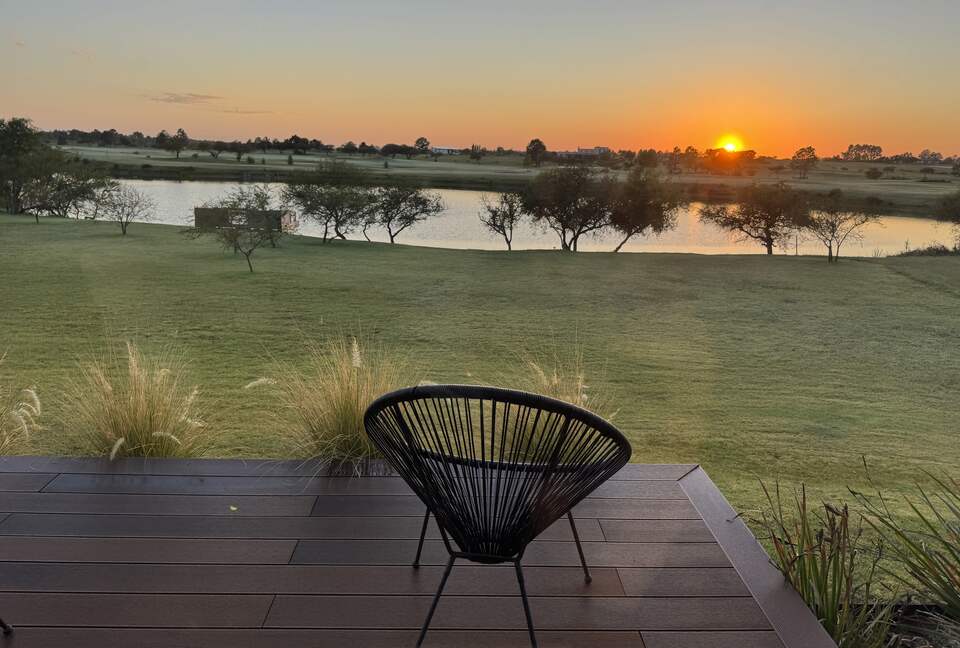 Modern Waterfront Lake House | Carmelo Golf - Carmelo, Uruguay