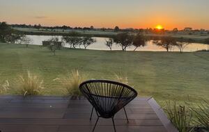 Modern Waterfront Lake House | Carmelo Golf - Carmelo, Uruguay