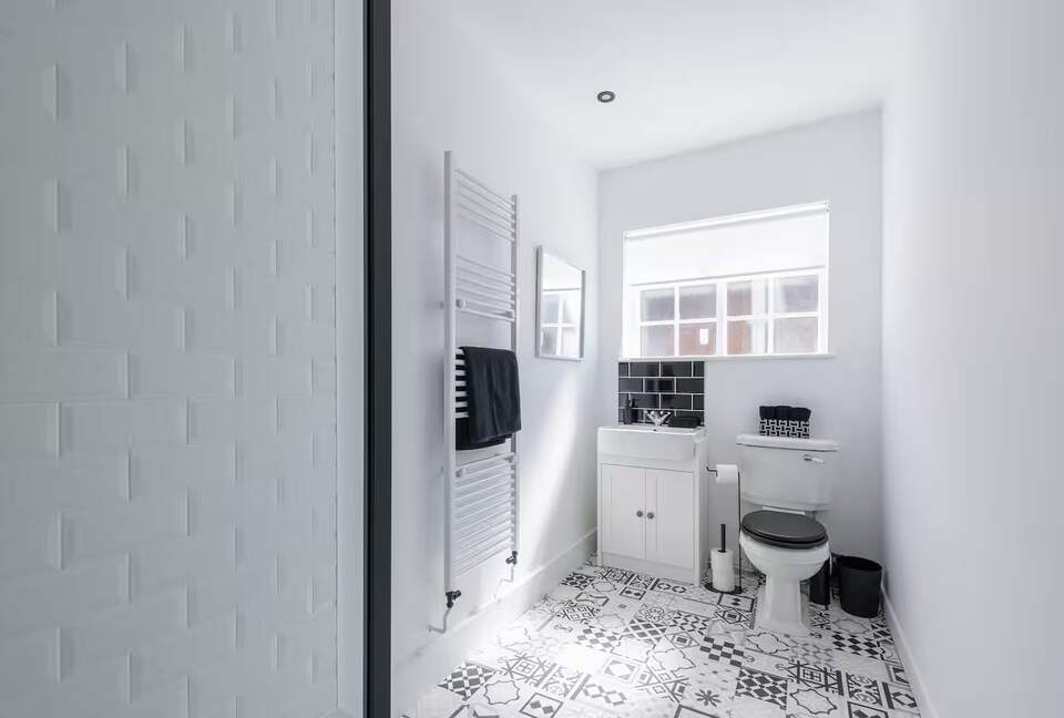 Elegant 18th-Century Hall with Modern Comforts - Edwinstowe, United Kingdom