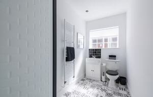 Elegant 18th-Century Hall with Modern Comforts - Edwinstowe, United Kingdom