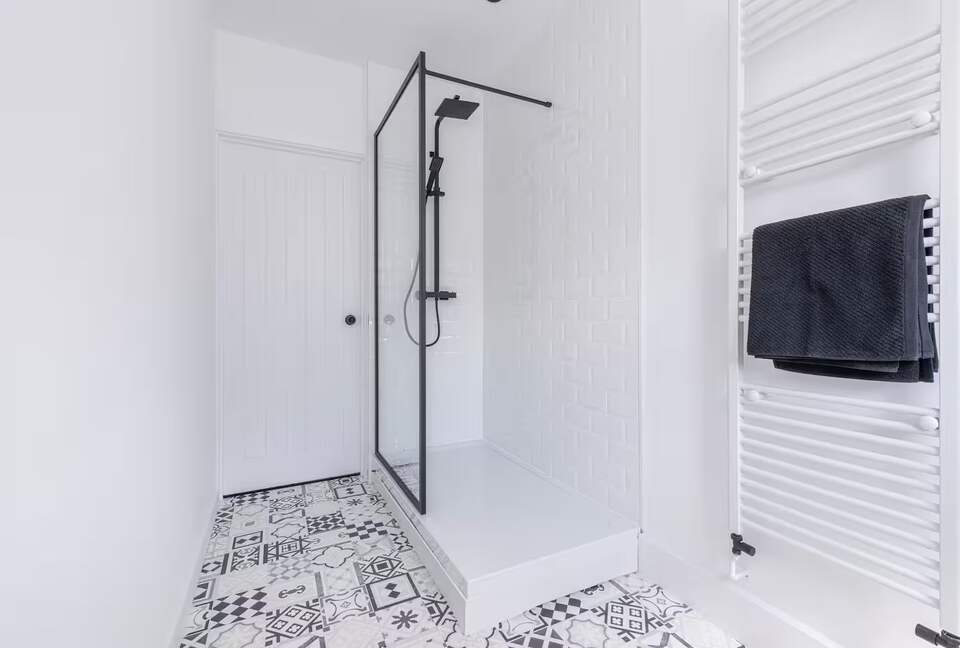 Elegant 18th-Century Hall with Modern Comforts - Edwinstowe, United Kingdom