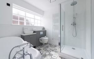 Elegant 18th-Century Hall with Modern Comforts - Edwinstowe, United Kingdom