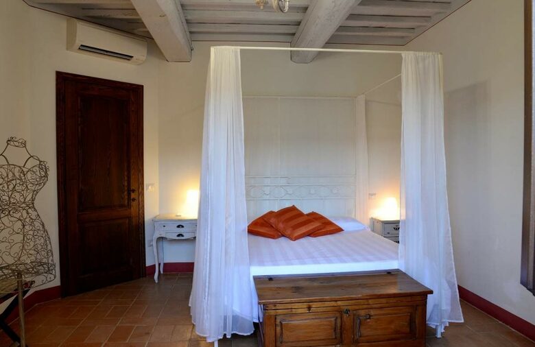 Elegant Apartment at the Fontegirasole Estate - Paciano, Italy