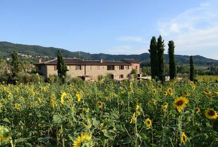 Elegant Apartment at the Fontegirasole Estate - Paciano, Italy
