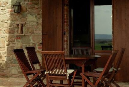 Elegant Apartment at the Fontegirasole Estate - Paciano, Italy