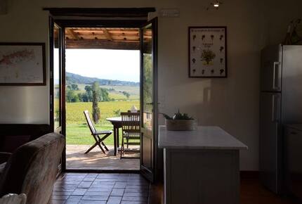 Elegant Apartment at the Fontegirasole Estate - Paciano, Italy