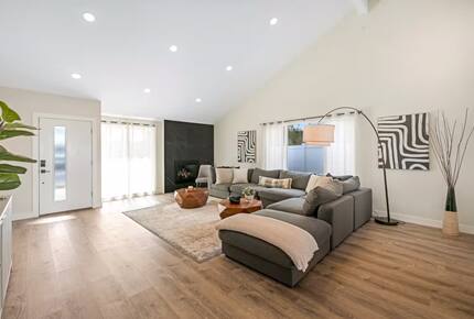 Modern San Diego Retreat w/ Hot Tub Near Beach & Downtown - San Diego, California