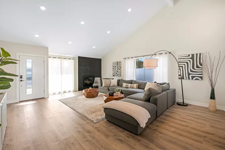 Modern San Diego Retreat w/ Hot Tub Near Beach & Downtown - San Diego, California