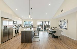 Modern San Diego Retreat w/ Hot Tub Near Beach & Downtown - San Diego, California