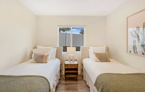 Modern San Diego Retreat w/ Hot Tub Near Beach & Downtown - San Diego, California