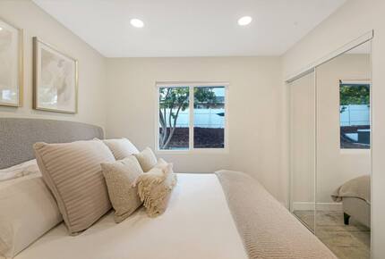 Modern San Diego Retreat w/ Hot Tub Near Beach & Downtown - San Diego, California