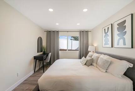 Modern San Diego Retreat w/ Hot Tub Near Beach & Downtown - San Diego, California