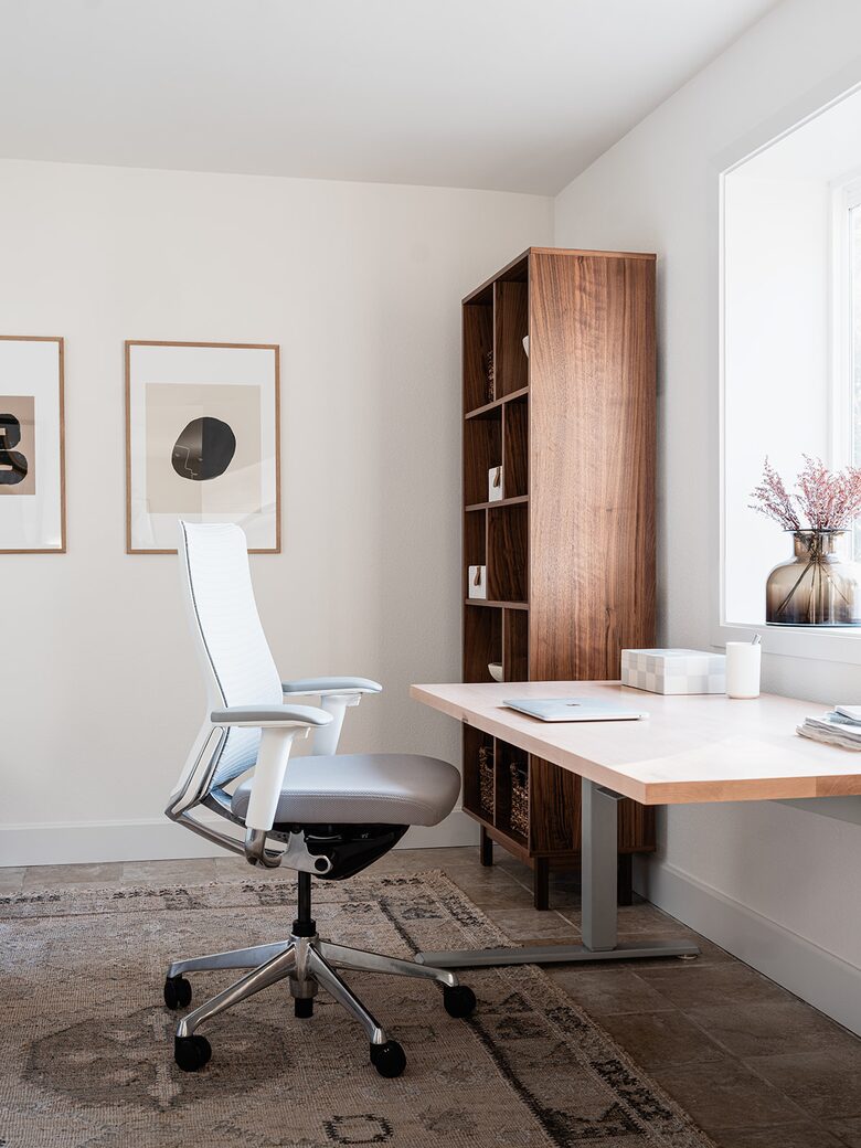 Modern Nordic Retreat on Hood Canal - Kingston, Washington