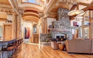 Point View Place - Moving Mountains - Breckenridge, Colorado