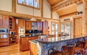 Point View Place - Moving Mountains - Breckenridge, Colorado