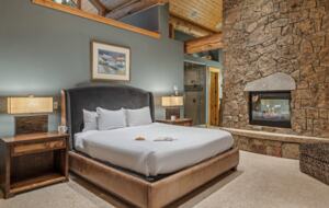 Point View Place - Moving Mountains - Breckenridge, Colorado