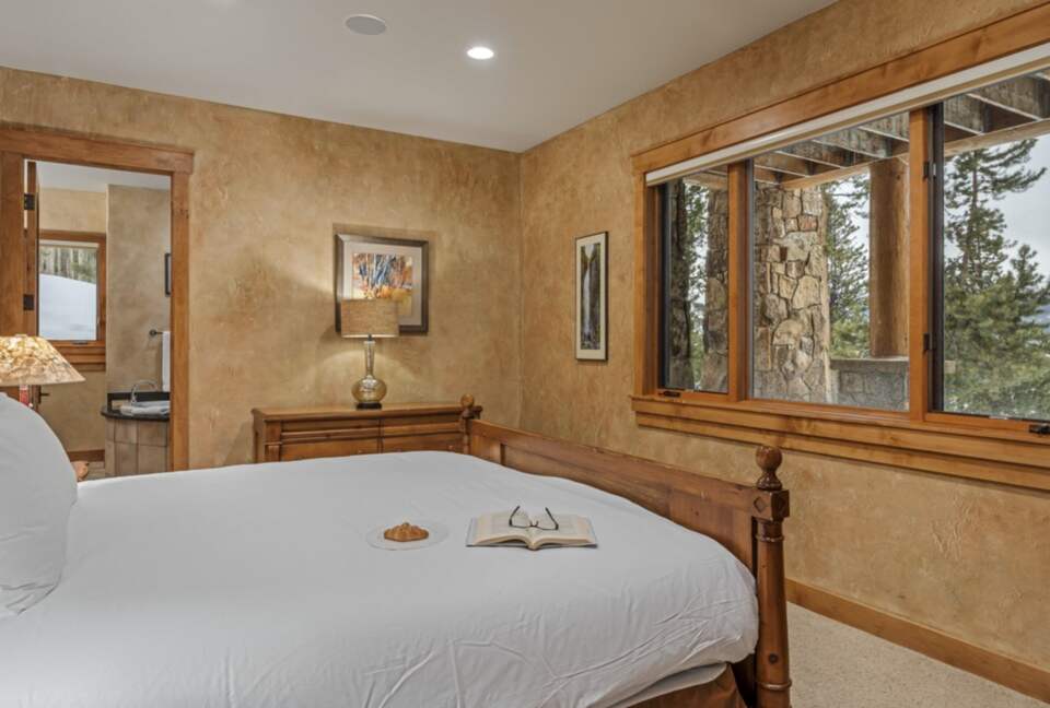 Point View Place - Moving Mountains - Breckenridge, Colorado