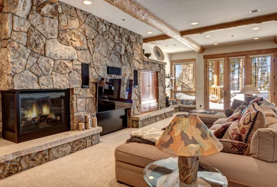 Point View Place - Moving Mountains - Breckenridge, Colorado