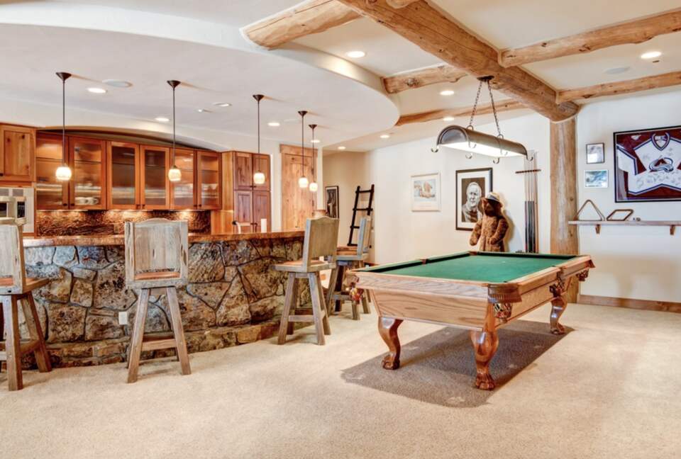 Point View Place - Moving Mountains - Breckenridge, Colorado