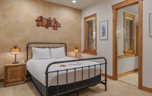 Point View Place - Moving Mountains - Breckenridge, Colorado