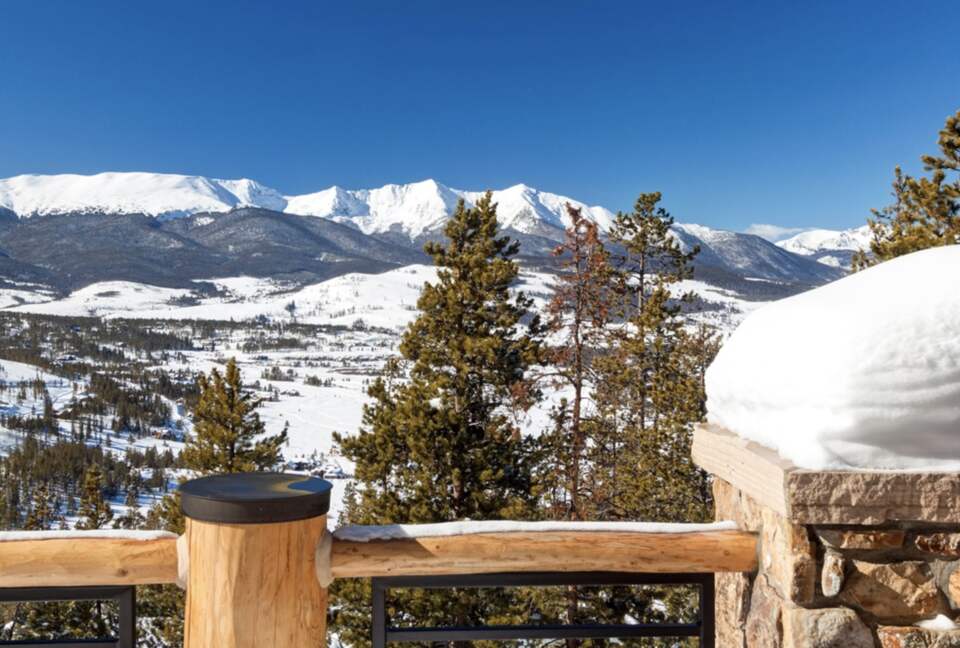 Point View Place - Moving Mountains - Breckenridge, Colorado