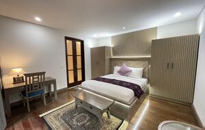 Elegant Jimbaran Retreat with Resort Amenities & Lush Privacy - Jimbaran Bay, Indonesia