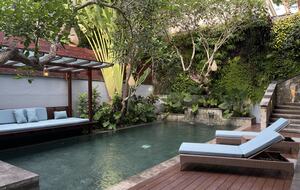 Elegant Jimbaran Retreat with Resort Amenities & Lush Privacy - Jimbaran Bay, Indonesia