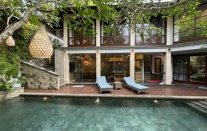 Elegant Jimbaran Retreat with Resort Amenities & Lush Privacy - Jimbaran Bay, Indonesia