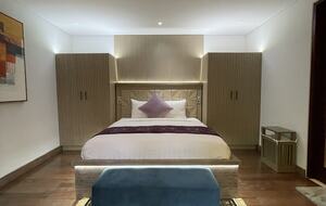 Elegant Jimbaran Retreat with Resort Amenities & Lush Privacy - Jimbaran Bay, Indonesia