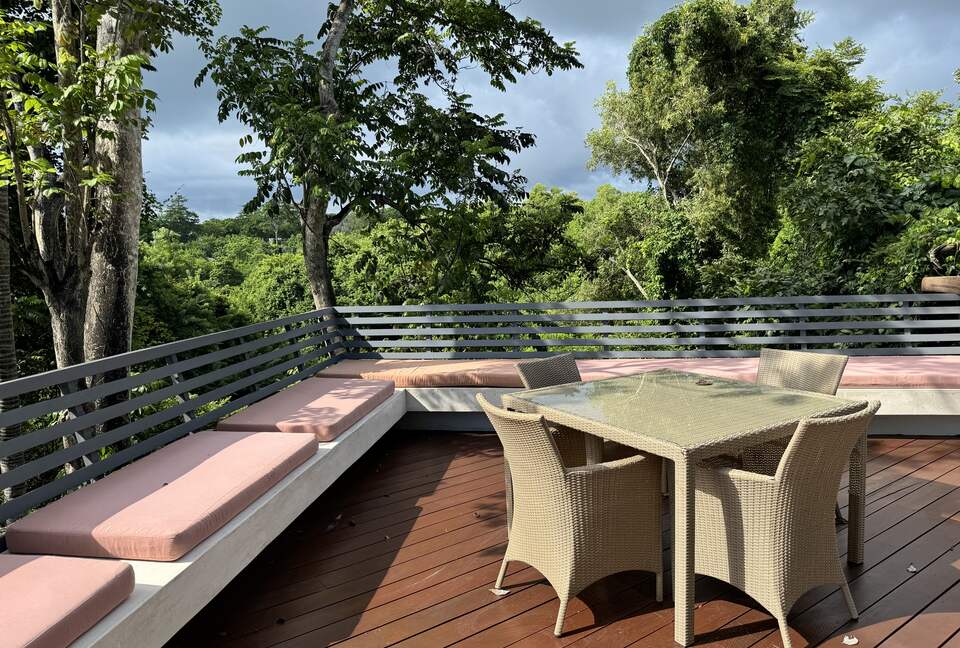 Elegant Jimbaran Retreat with Resort Amenities & Lush Privacy - Jimbaran Bay, Indonesia