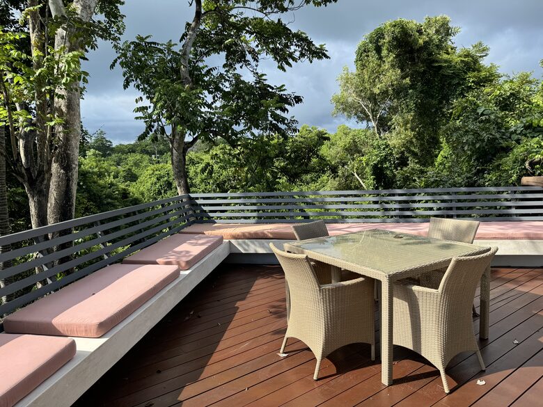 Elegant Jimbaran Retreat with Resort Amenities & Lush Privacy - Jimbaran Bay, Indonesia