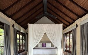 Elegant Jimbaran Retreat with Resort Amenities & Lush Privacy - Jimbaran Bay, Indonesia