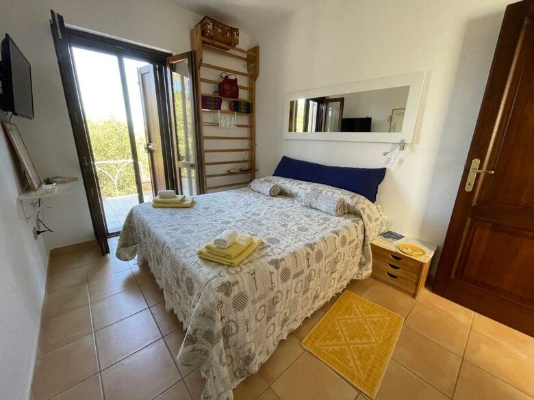 Tasteful Garden Residence with Panoramic Blue Horizons - Siniscola, Italy