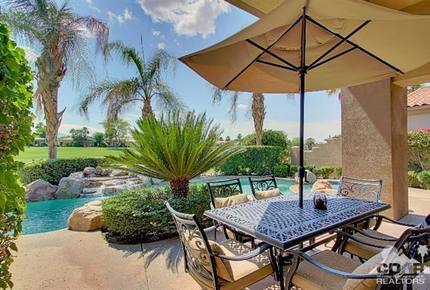 Palm Desert Golf Frontage Getaway