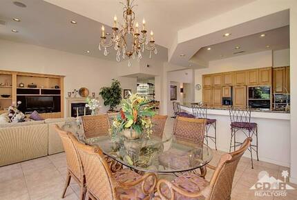 Palm Desert Golf Frontage Getaway