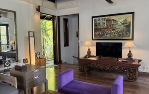 Elegant Jimbaran Retreat with Resort Amenities & Lush Privacy - Jimbaran Bay, Indonesia