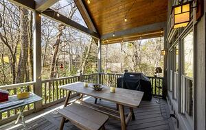 Cozy Lake Toxaway Escape - Lake Toxaway, North Carolina