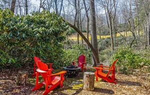 Cozy Lake Toxaway Escape - Lake Toxaway, North Carolina